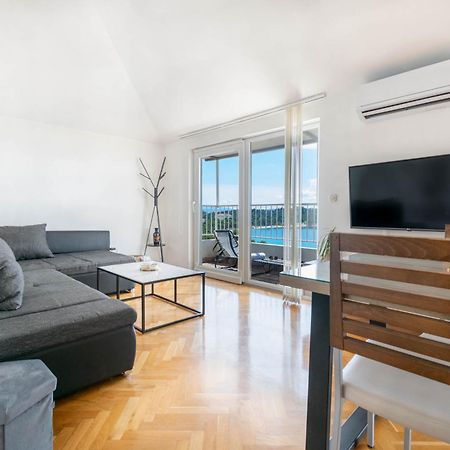 Apartment 30 M From Beach,Makarska,Marija Exterior photo