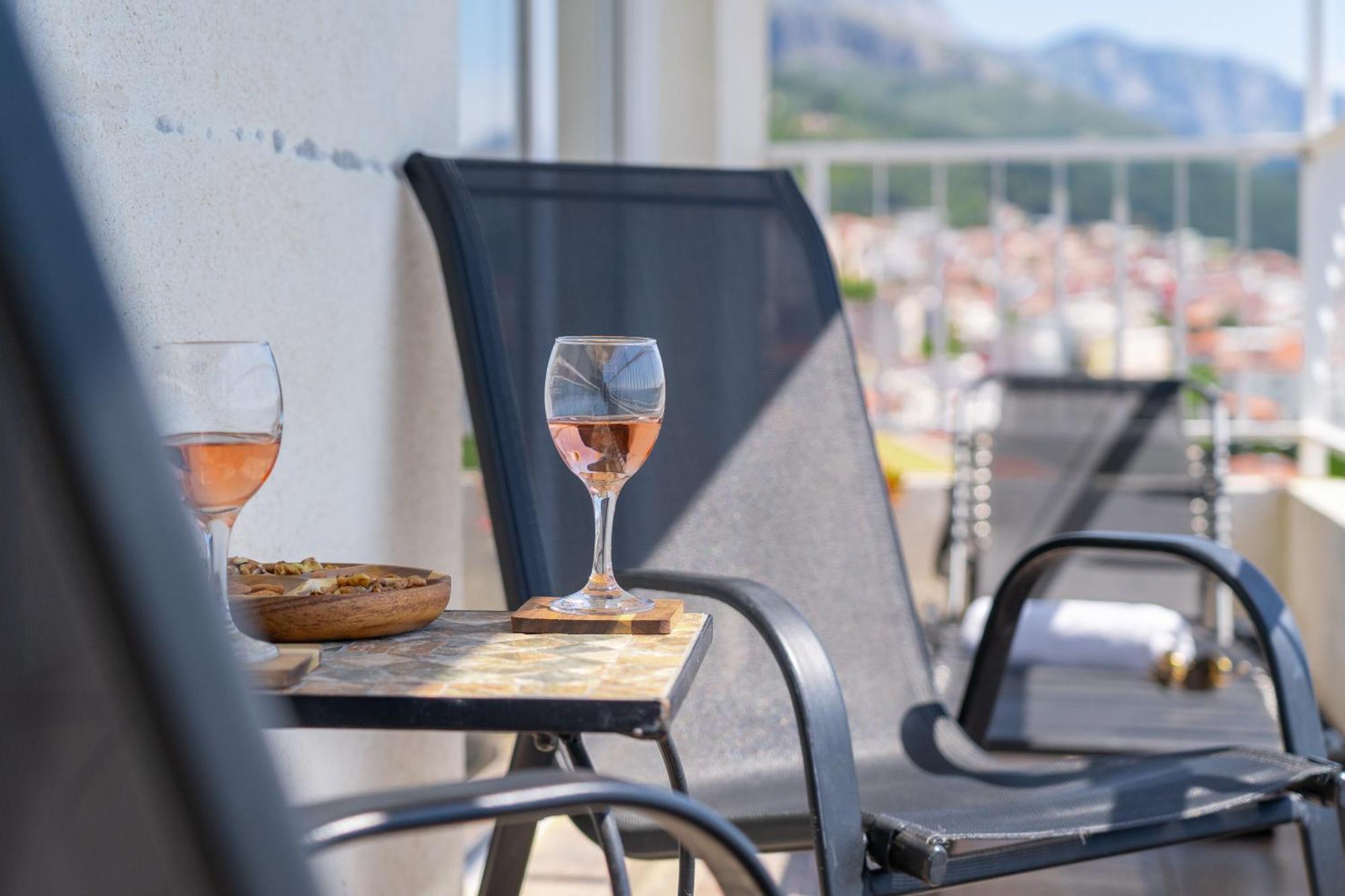 Apartment 30 M From Beach,Makarska,Marija Exterior photo