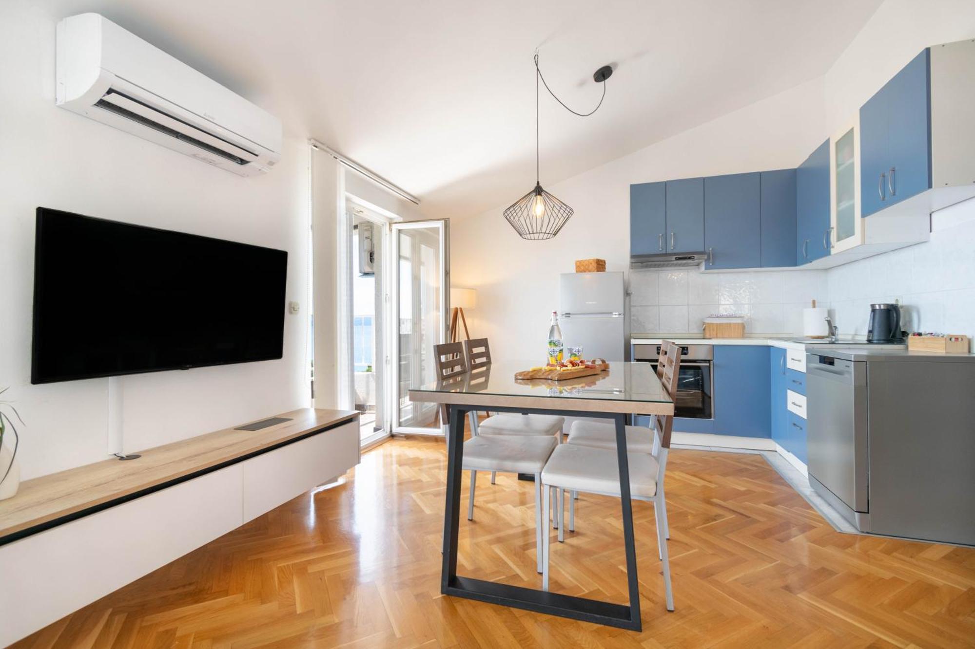 Apartment 30 M From Beach,Makarska,Marija Exterior photo