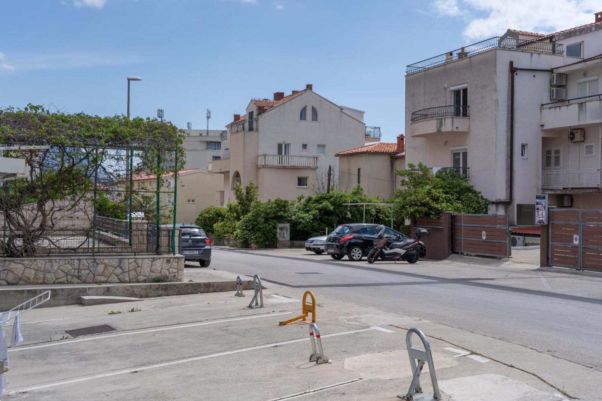 Apartment 30 M From Beach,Makarska,Marija Exterior photo